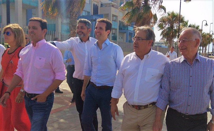 Pablo Casado llega a Roquetas de Mar con Juan Ignacio Zoido
