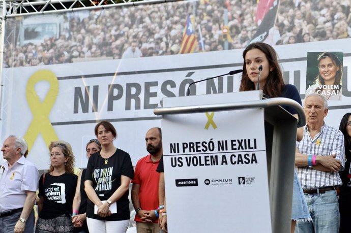 Familiares en la manifestación de los presos soberanistas en Barcelona