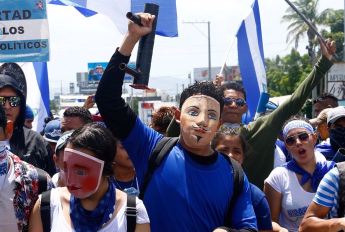 Manifestación en Managua para reclamar la renuncia de Ortega