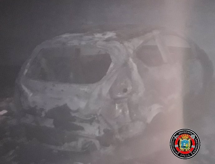 Tres coches quemados en un garaje comunitario de Santander 