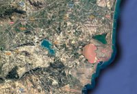 Hospitalizada una niña de 7 años tras sufrir síntomas de ahogamiento en una piscina de Torrevieja (Alicante)