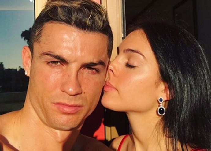 CRISTIANO RONALDO Y GEORGINA RODRÍGUEZ