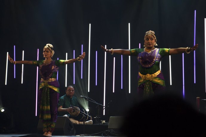 Foto del Fordefestivalen de Noruega. Cantantes de India