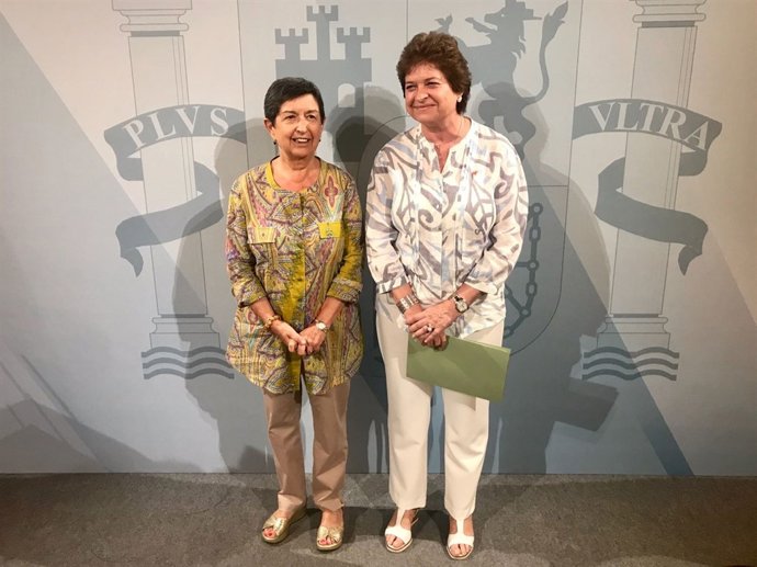 La delegada del Gobierno en Catalunya T.Cunillera y la subdelegada M.García