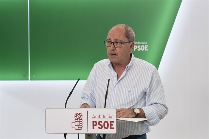 Juan Cornejo, en rueda de prensa.