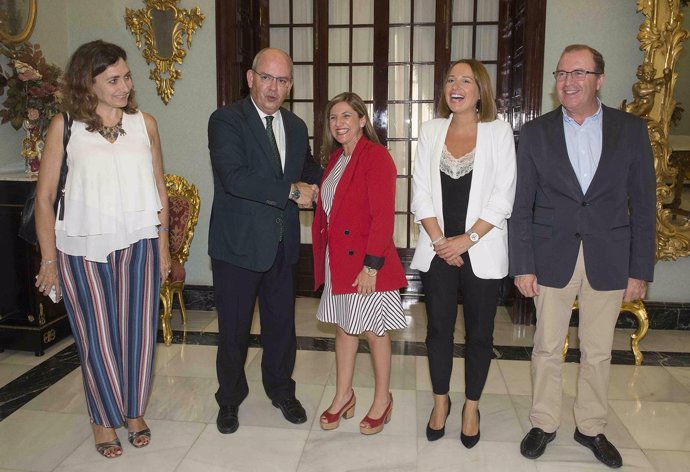 Acuerdo entre Diputación de Cádiz y Confederación de Empresarios
