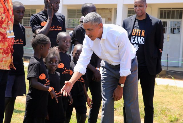 Barack Obama durante su visita a Kogelo (Kenia)