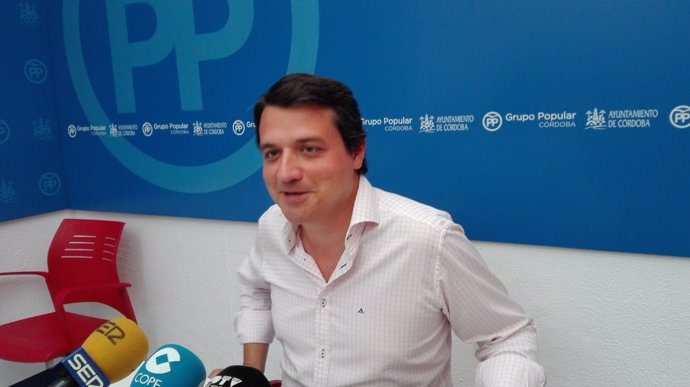 El portavoz municipal del PP y candidato a la Alcaldía de Córdoba, José María Be