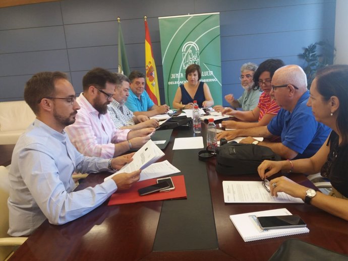 Reunión en la sede de la Junta en Granada