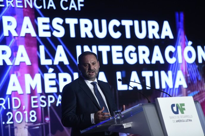 Ábalos clausura en Madrid la Conferencia CAF sobre Infraestructuras