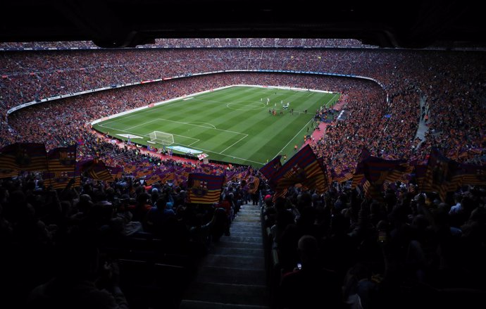 Soccer Football - La Liga Santander - FC Barcelona vs Real Sociedad - Camp Nou, 