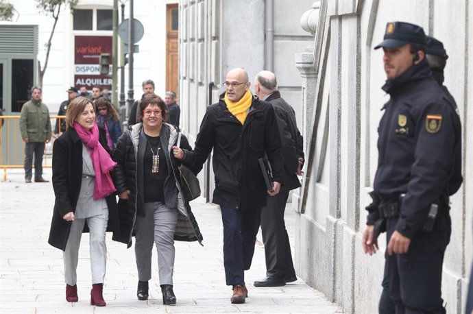 Carme Forcadell, Raül Romeva i Dolors Bassa arriben al Suprem