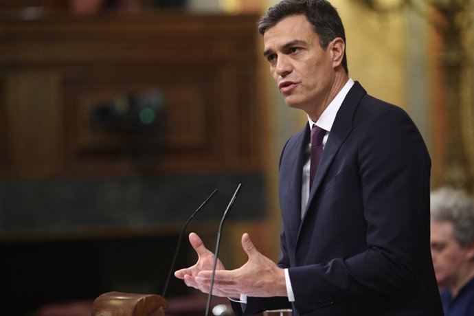 Pedro Sánchez informa al Congrés del seu programa de govern