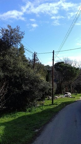 Endesa invierte 44.000 euros en reformar parte de la red eléctrica de Tordera