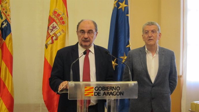 Javier Lambán anuncia la dimisión de Sebastián Celaya como consejero de Sanidad
