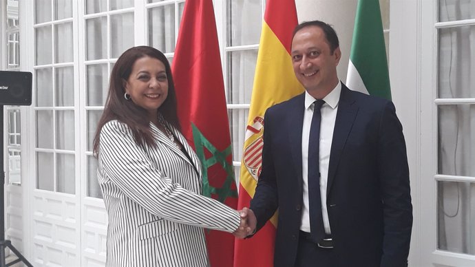 Encuentro entre Gómez de Celis y la embajadora de Marruecos en España