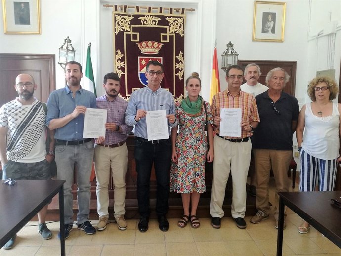 La Corporación Municipal de Barbate presentan una moción conjunta
