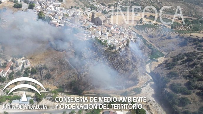 Incendio en Iznalloz