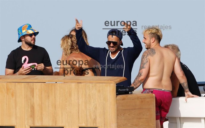 LUIS FONSI Y GIANLUCA VACCHI