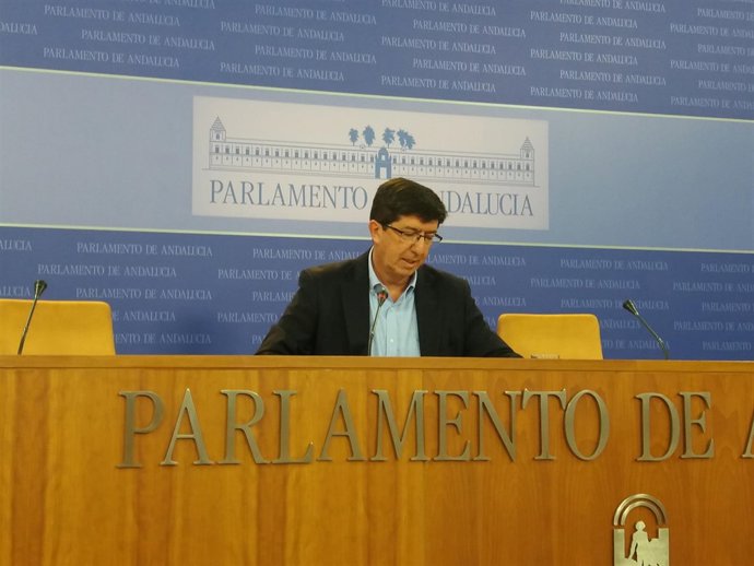 El presidente y portavoz de Cs en el Parlamento andaluz, Juan Marín