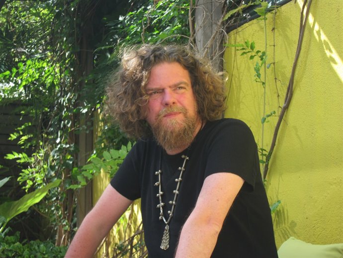  L'escriptor belga Jeroen Olyslaegers  