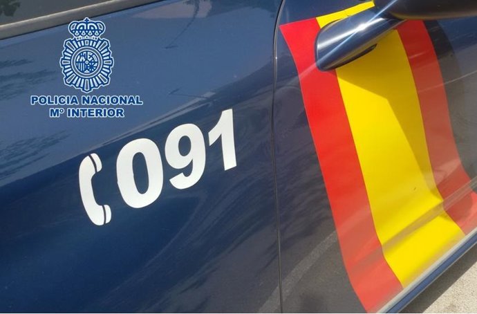 Nota De Prensa "La Policía Nacional Detiene En Baza A Dos Individuos Y Esclarece