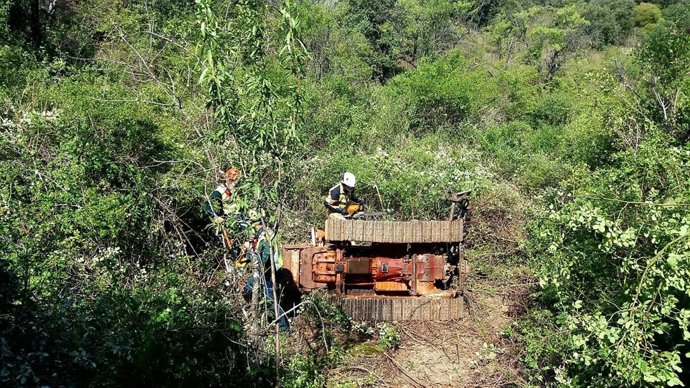 El hombre ha fallecido al caer su tractor por una ladera y quedar atrapado