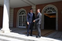 Feijóo "escribe" a los ministros de Sánchez para impulsar los compromisos del Gobierno con Galicia