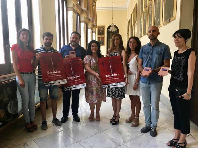 Comediantes malagueños excalibur destino del rey caja blanca