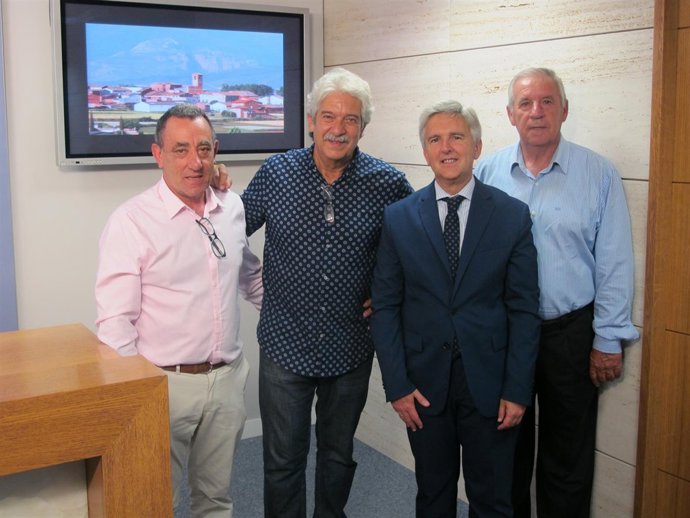 Presentación del himno de Alesón                        