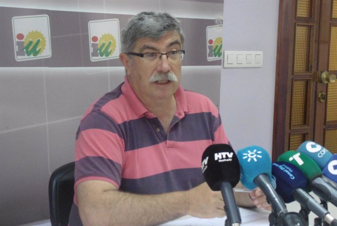 El concejal de IULV-CA en el Ayto de Huelva, Juan Manuel Arazola. 
