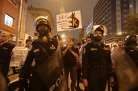 Miles de personas se manifiestan en Lima contra la corrupción judicial de Perú