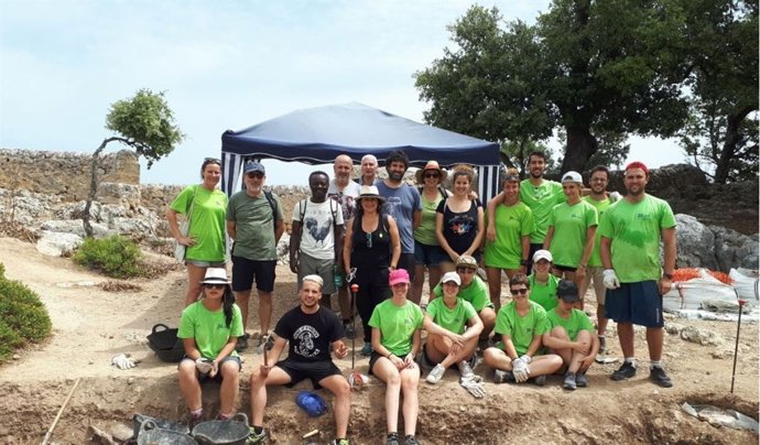 Campamento de excavación en Alaró