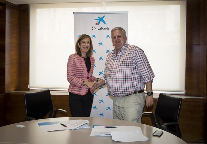 CaixaBank y la Federación Empresarial Balear de Transportes firman un convenio 