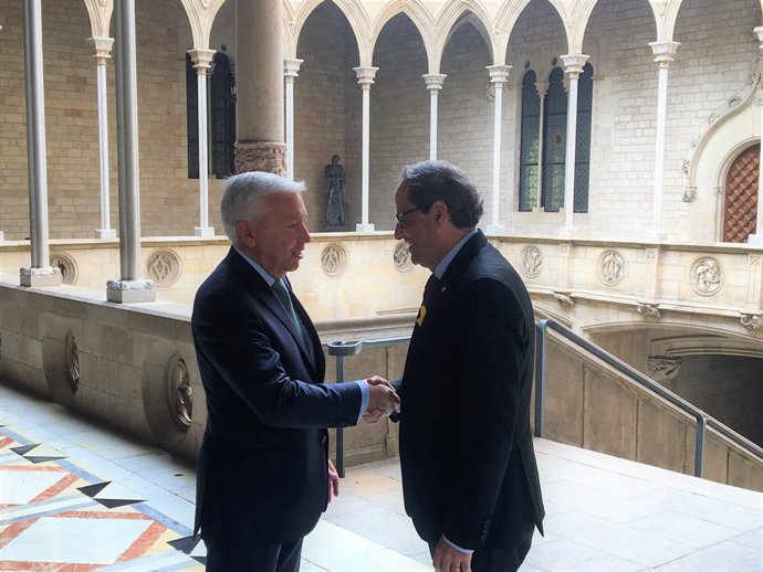 El presidente de Cecot, Antoni Abad, y el de la Generalitat, Quim Torra