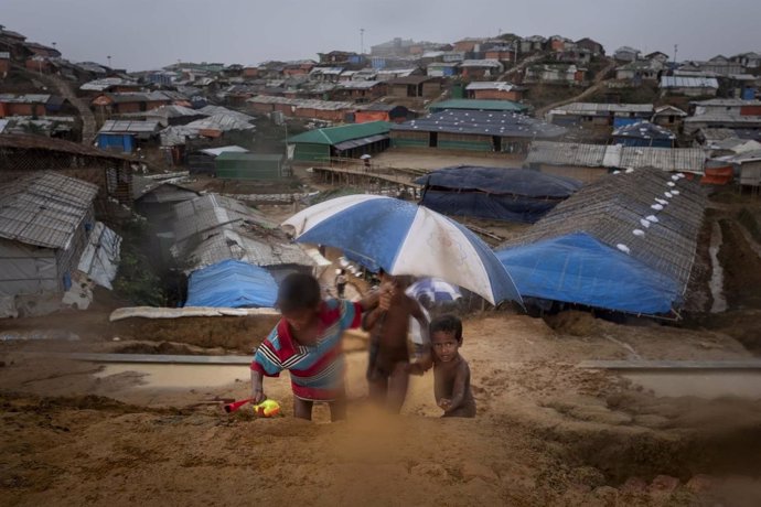 Niños refugiados rohingyas en Bangladesh