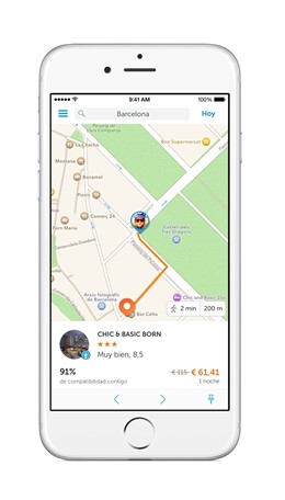 Smartphone con reserva de hoteles por GPS