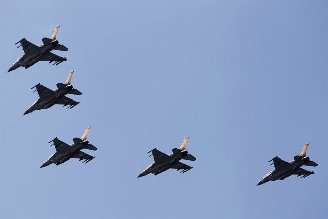 Aviones de guerra F16 de Israel