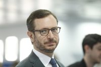 Maroto dice, "desde la autocrítica", que el PP "tiene que pensar" sobre pluralidad y libertad en la televisión pública