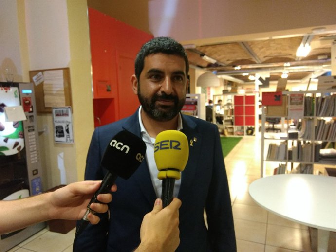 El conseller de Treball, Assumptes Socials i Famílies, Chakir  El Homrani
