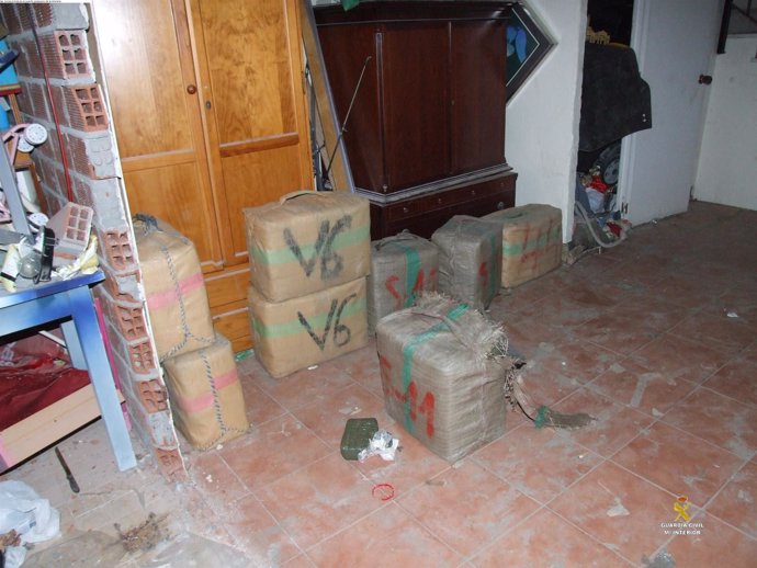 Droga intervenida en una 'guardería' en San Roque