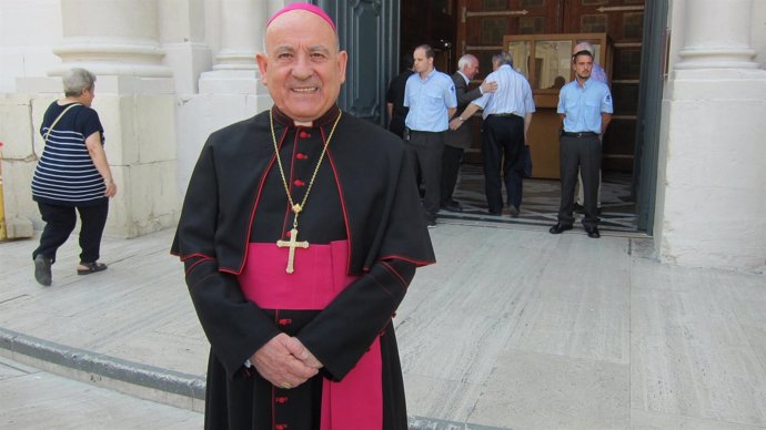 El arzobispo de Zaragoza, monseñor Vicente Jiménez             