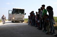 Una jueza de EEUU desestima la demanda del Gobierno contra el estatus de protección temporal para inmigrantes