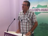 Podemos ve una "limosna" la financiación acordada con Sánchez y exige a Susana Díaz que "dé la cara" por Andalucía