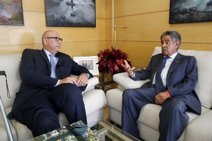 El presidente y el embajador