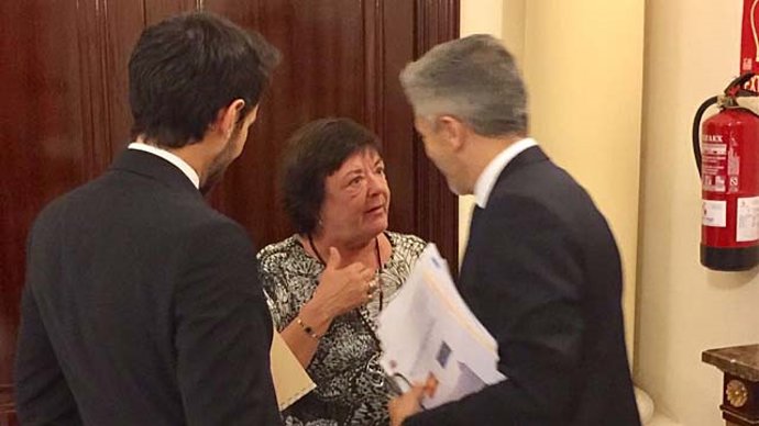 Beaumont junto al ministro Grande-Marlaska