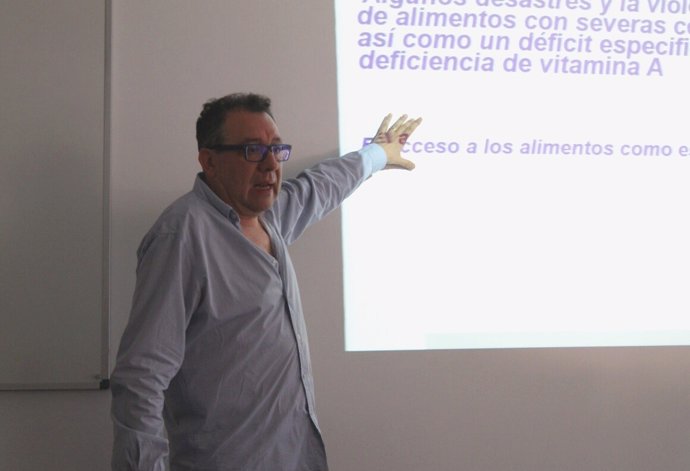 Manuel Díaz Olalla en los cursos de verano de la UNIA