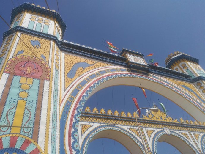 Portada de la Feria de Abril de Sevilla 2018