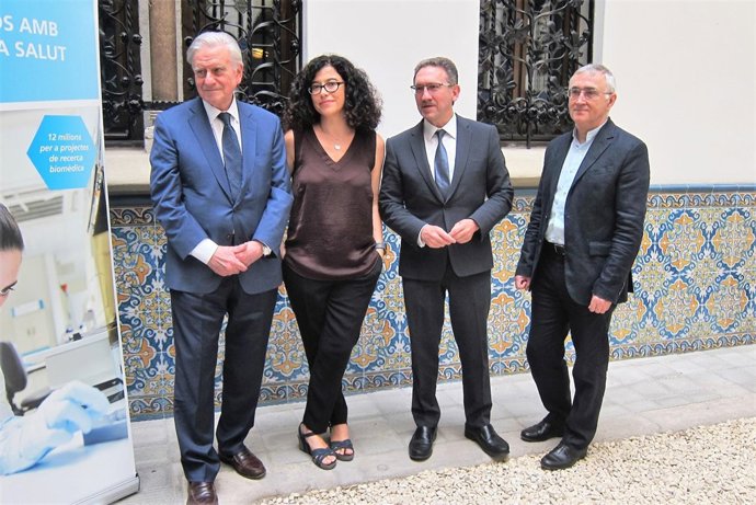  V.Fuster, A.R.Ramiro, J.Giró Y E.Campo                           