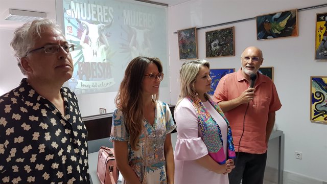 Apertura del encuentro de poetas 'Voces del Extremo' en Moguer. 